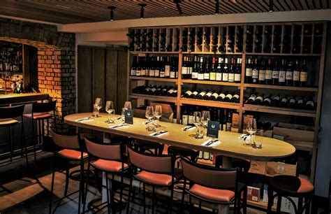 Soak Up The Seasonal Atmosphere At Irelands Best Wine Bar Ely Blog