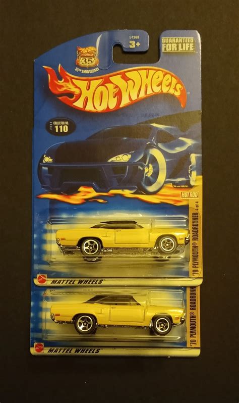 Hotwheels 70 Plymouth Roadrunner Hot Rod Magazine 4 4 2002 Collectors 110 Plymouth