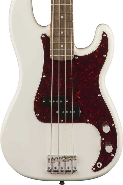 Squier Bass Guitars | guitarguitar