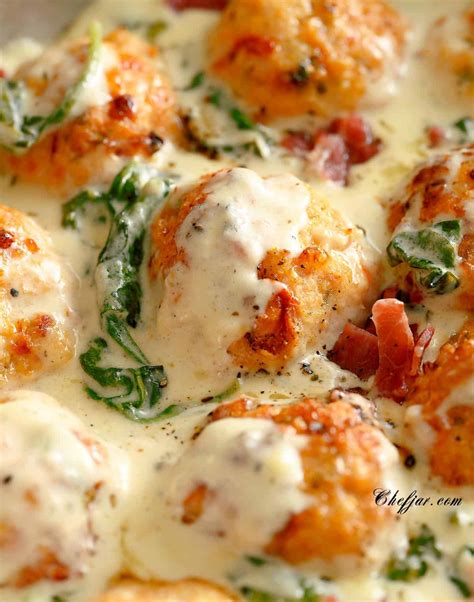 Baked Chicken Ricotta Meatballs With Spinach Alfredo Sauce Chefjar