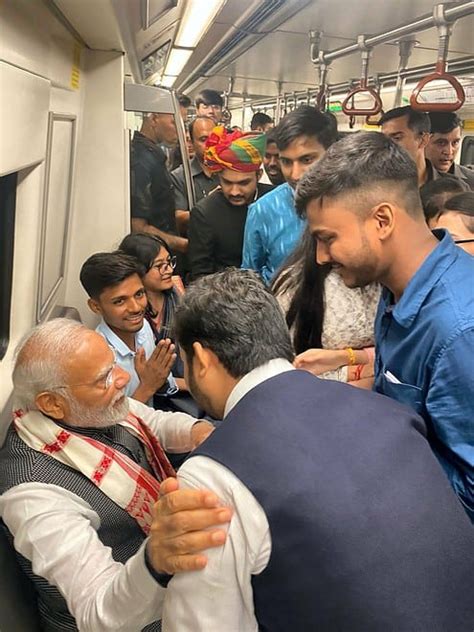 Pm Modi Travels In Delhi Metro Page 3 Of 4