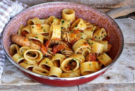 Calamarata Con Sugo Di Scampi Primo Piatto Per Il Cenone Facile