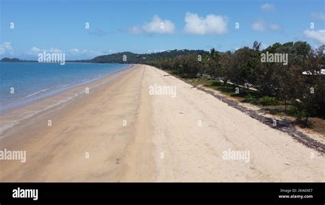 Aerial Photography of sunny beach Stock Photo - Alamy