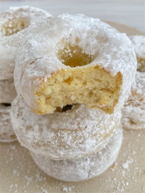 Low Calorie Powdered Sugar Vegan Donuts Peanut Butter And Jilly