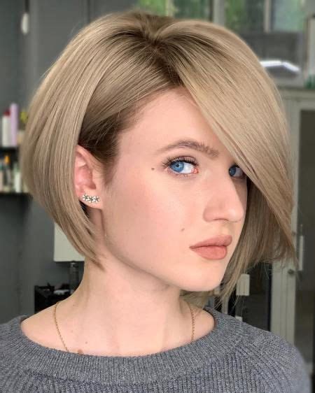 30 Cute Chin Length Hairstyles You Need To Try In 2020 Chin Length Hair Short Bob Hairstyles