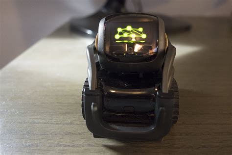 Anki Vector robot review: A magnetic personality covers a lack of smarts | TechHive