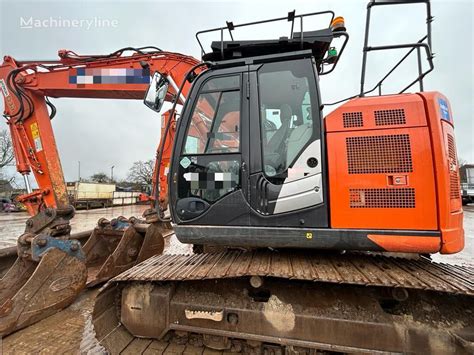 Hitachi ZX225USLC 6 Tracked Excavator For Sale United Kingdom KX37224