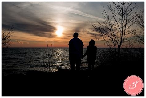 Scarborough Bluffs Sunrise Engagement Photos at the Beach