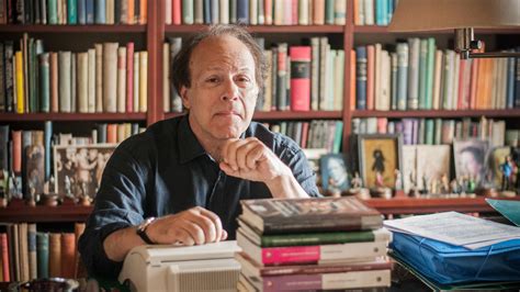 Javier Marías biografía libros artículos influencias y mucho más