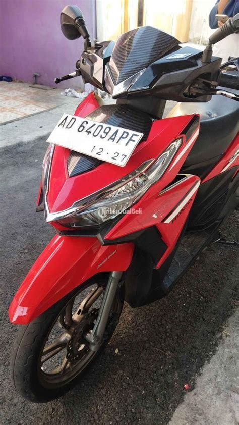 Motor Honda Vario Bekas Tahun Siap Pakai Warna Merah Pajak