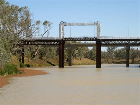 Bourke, NSW - Aussie Towns