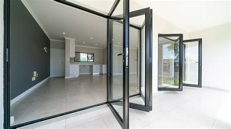 SLIDING FOLDING DOOR - H Systems (Pty) Ltd