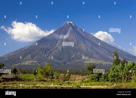 Mount Mayon Volcano In Albay Bicol Luzon Island Philippines Stock