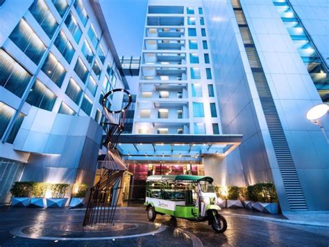 Radisson Suites Bangkok Sukhumvit in Thailand - Room Deals, Photos ...