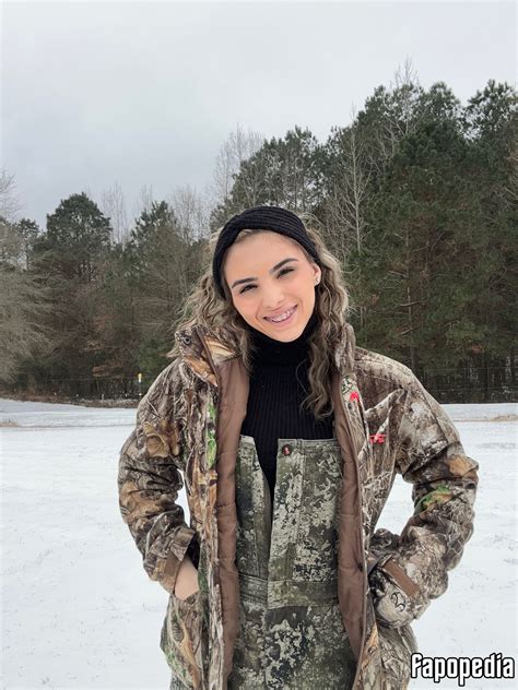 Chelsie Deville Nude Leaks Photo 4173119 Fapopedia