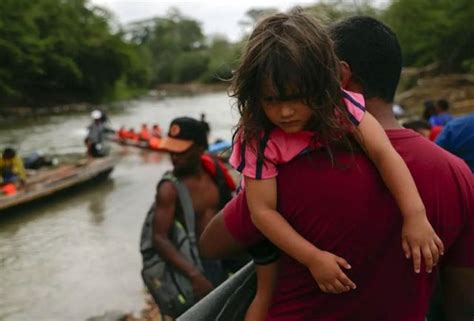 Armada De Colombia Intercept A Migrantes Irregulares Noticias