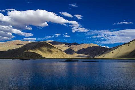 Lakes Of Ladakh - Vargis Khan