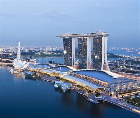 marina bay sands mbs skyline  singapore  blue hour