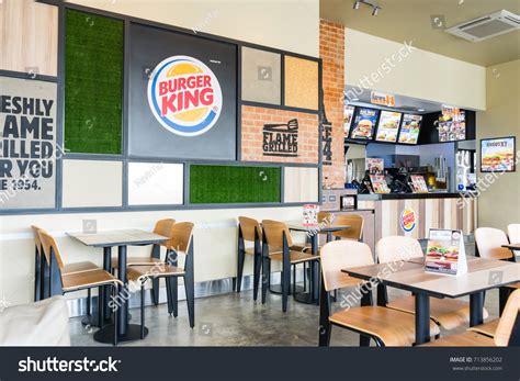 1,162 Burger King Restaurant Interior Images, Stock Photos & Vectors ...