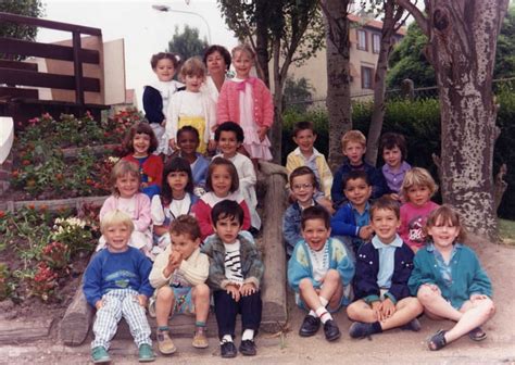 Photo De Classe Moyenne Section De Ecole Maternelle