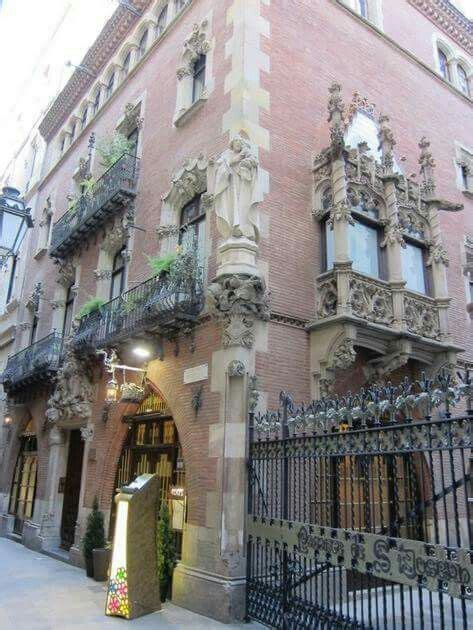 Espagne Le Modernisme Catalan Casa Mart Barcelone Carrer Montsi