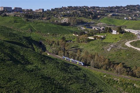 ALe 501 Der FS Zwischen Caltanissetta Centrale Und Caltanissetta Xirbi