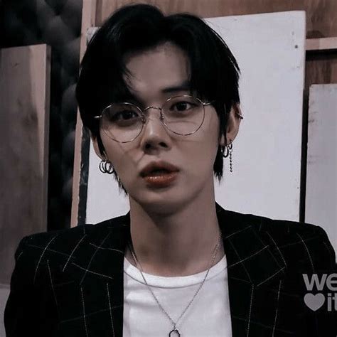 Pin By Nazanin On Yeonjun Glasses Aesthetic Txt