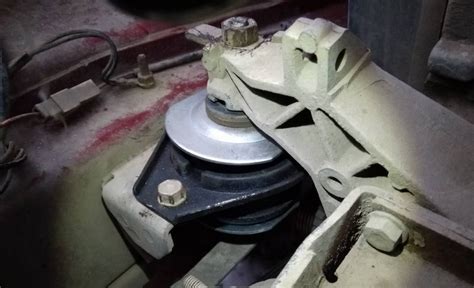 Подушка двигателя Лада Гранта (8 и 16 клапанов): замена опор и ...