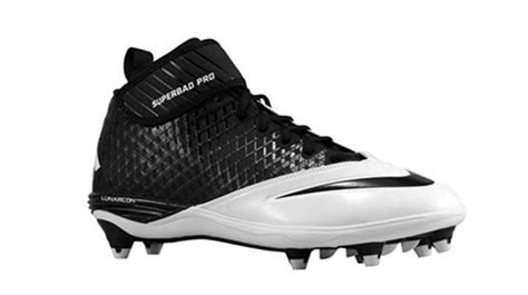 The Perfect Football Cleats According to Your Position | Complex