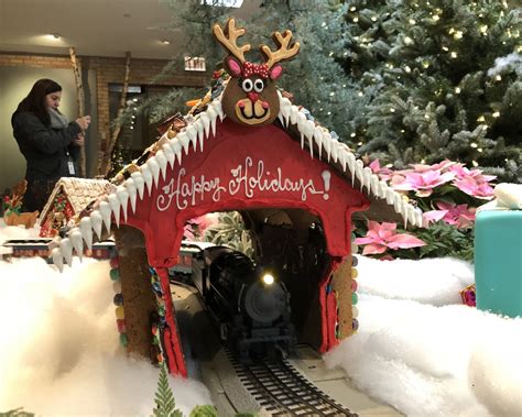 All Aboard For The Chicago Botanic Gardens Wonderland Express