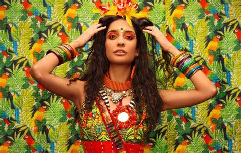 Wallpaper Girl Hot Sexy Eyes Smile Beautiful Figure Model For Mobile And Desktop Section