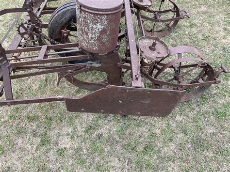 John Deere 490 Planters Bigiron Auctions