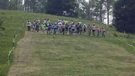 Cheese Rolling Italia Il 2 Giugno 2018 A San Valentino Di Brentonico