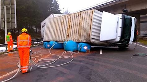 Ongeluk Vrachtwagen A50 Tussen Arnhem En Apeldoorn Na Uren Weer Open