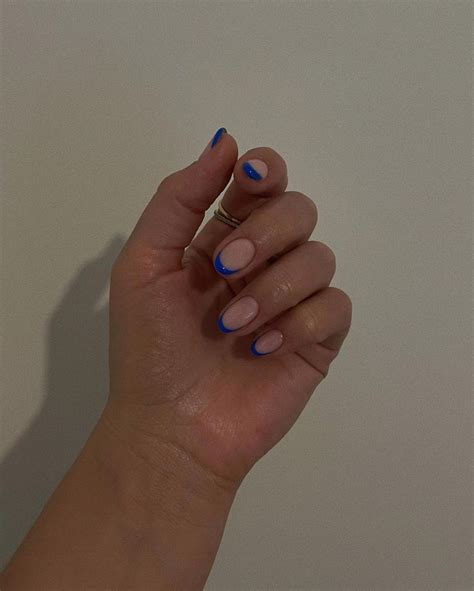 Ellie Beatrice Joslin On Instagram Blue Tips Riajadenails Blue