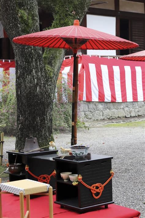 Japanese Green Tea Ceremony at Garden Stock Image - Image of dipper, prepare: 127076145