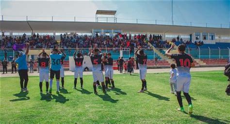 Defensor Lubricantes De Bay Bar Present Su Plantel Para La Copa Per