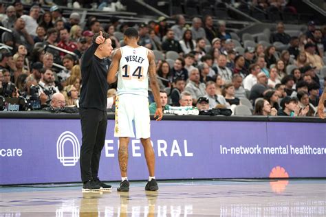 La retraite de Gregg Popovich déclenche des émotions fortes alors que