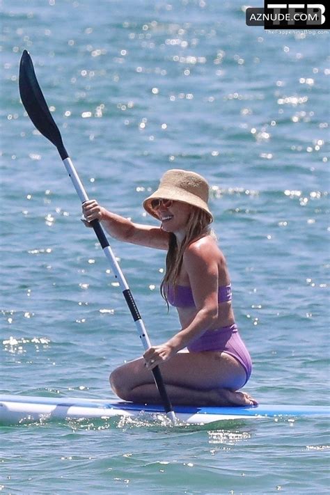 Hilary Duff Sexy Seen Flaunting Her Hot Bikini Body On Independence Day In Malibu Beach AZNude