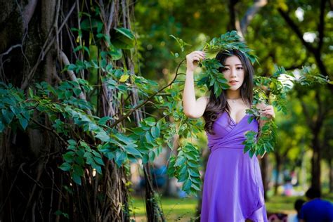 867002 4K 5K 6K Asian Bokeh Branches Dress Brunette Girl Pose