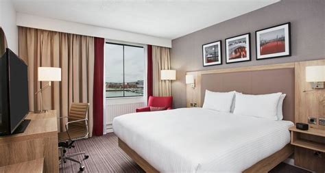 Dublin Custom House Hotel - Hilton Garden Inn Dublin City Centre