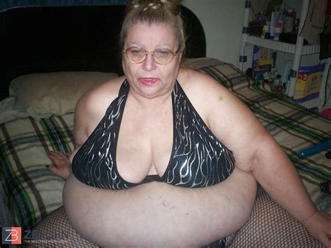 Super Sexy In Dark Hued Again ZB Porn