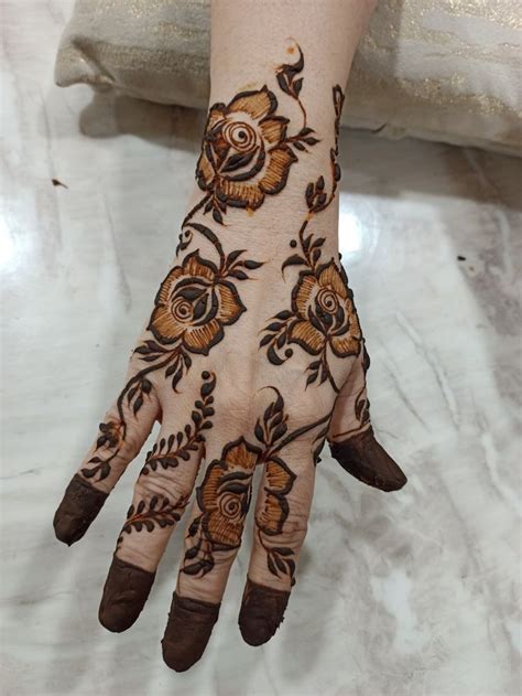 Pin By Om Aziz On In Latest Simple Mehndi Designs Latest