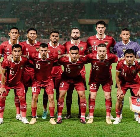 Potret Ganteng Elkan Baggott Pemain Timnas Indonesia Okezone Lifestyle