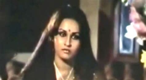 Reena Roy Leaving His Fathers House Rajesh Khanna Reena Roy Rakesh