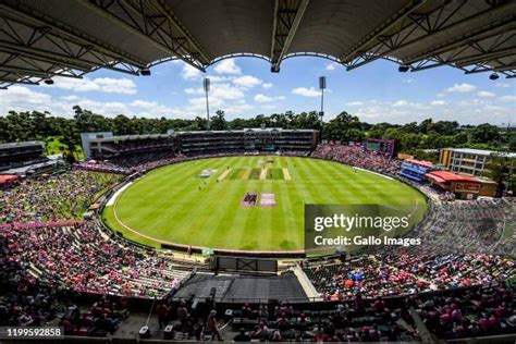 Wanderers Stadium Photos Photos and Premium High Res Pictures - Getty ...