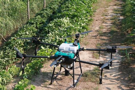 Uav Crop Sprayer Agricultural Drone With Automatic Flight Agras Drone