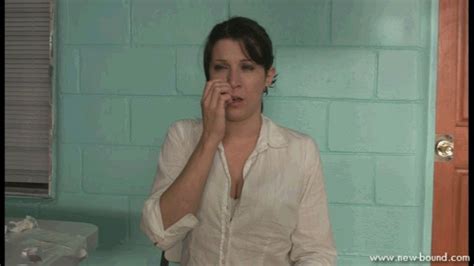 Betty Jaded In Sneeze Training Part Dvd Mov Hot Milf And Taboo Fetishes Clips Sale