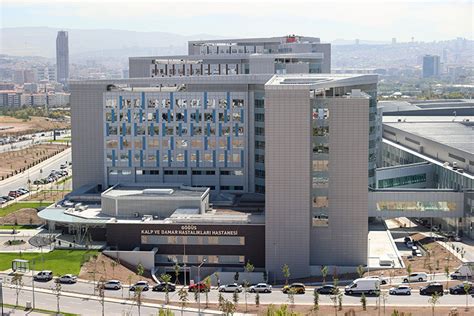 Etlik Şehir Hastanesi yarın hizmete açılacak