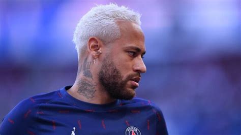 Psg Oferece Neymar Jr A Gigante Inglês Que Recusa Diz Jornal